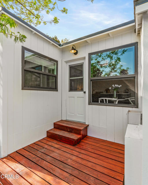 1813 N Avenue 55, Los Angeles CA: https://media.crmls.org/mediaz/3fa40381-2ca1-42e6-931d-986dd48c9378.jpg
