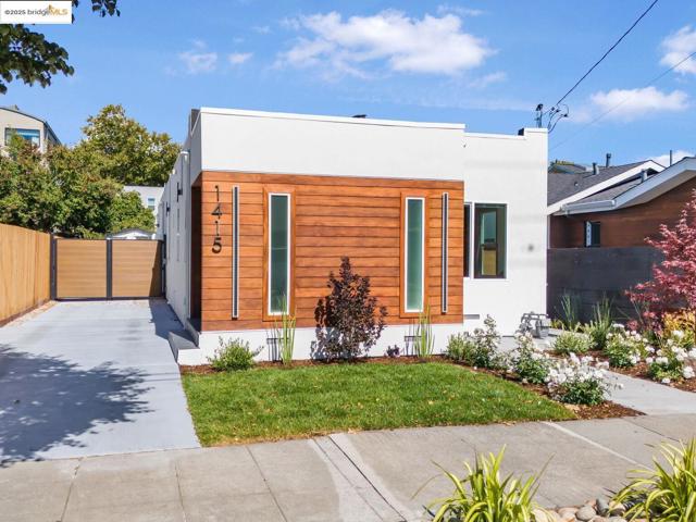 1415 10Th St, Berkeley CA: https://media.crmls.org/mediaz/3fa4af5c-453f-4591-8a19-91038e0adb91.jpg