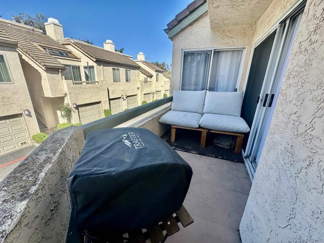 6140 Calle Mariselda, San Diego CA: https://media.crmls.org/mediaz/3fa58a20-500a-4be3-8c6b-5ad7dbaf184a.jpg