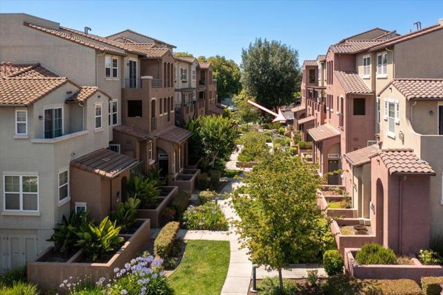 1339 Marcello Drive, San Jose CA: https://media.crmls.org/mediaz/3fa5dd25-147c-42e9-bea1-615c0c1277dc.jpg