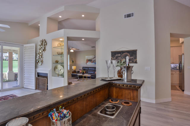 Image 13 of 63 For 42725 Turqueries Avenue