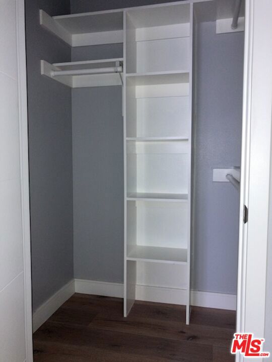 11318 1/2 W Miranda Street, North Hollywood CA: https://media.crmls.org/mediaz/3fa88d73-d8cf-4502-a9ea-a9a7d57477e1.jpg