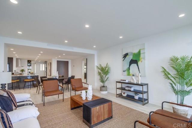 Image 21 of 27 For 939 Coast Blvd  12b