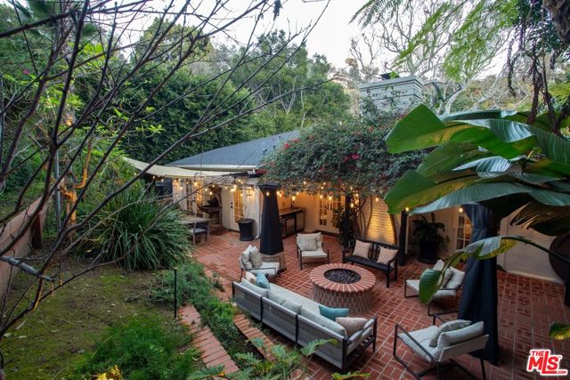 2055 Outpost Drive, Los Angeles CA: https://media.crmls.org/mediaz/3fa9ee32-ab6d-442b-9650-da2a032f03f9.jpg