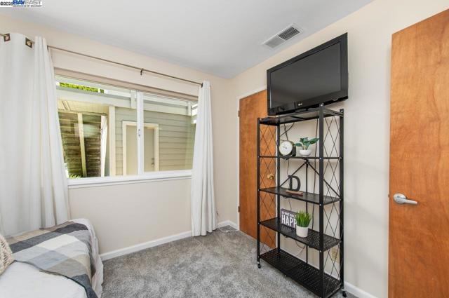 243 Rachael Pl, Pleasanton CA: https://media.crmls.org/mediaz/3faa0bd8-fc5a-4b9e-8948-c8b7231655f9.jpg