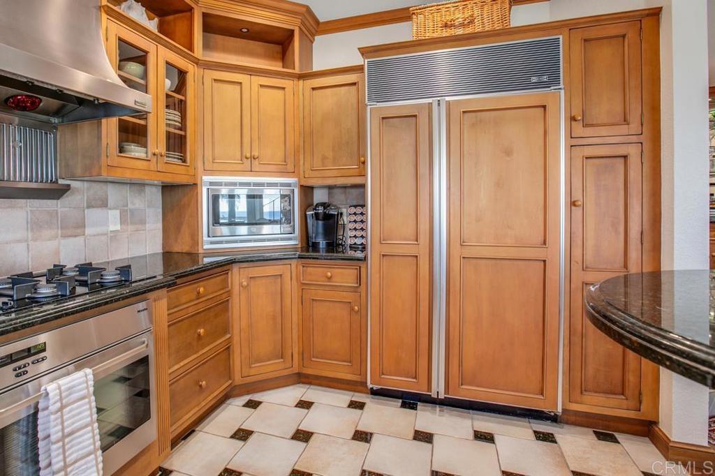 373 Coast Blvd - photo 10