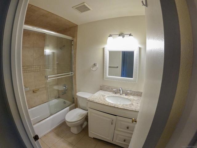 1141 47 Reed Ave, San Diego CA: https://media.crmls.org/mediaz/3fab2784-afba-4e3e-9891-2a40f7c6e233.jpg