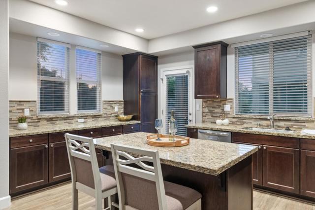 701 Tierney Place, Martinez CA: https://media.crmls.org/mediaz/3fab31aa-4496-4913-97f4-96ae426e41e1.jpg