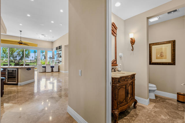 33-49568 Via Conquistador-31