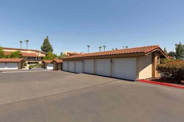 12270 Corte Sabio, San Diego CA: https://media.crmls.org/mediaz/3fac87d1-e6b3-46df-95bf-160047fae21b.jpg