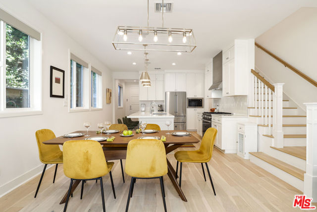 1741 S S Marvin Ave, Los Angeles CA: https://media.crmls.org/mediaz/3fadccc2-284e-44d0-86ea-d3150458d863.jpg