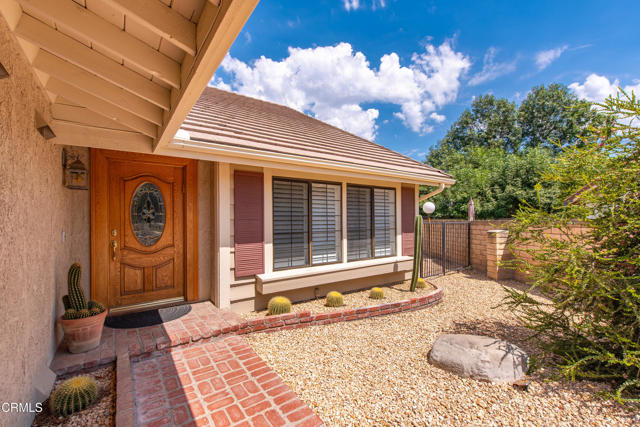 3042 Omega Avenue, Simi Valley CA: https://media.crmls.org/mediaz/3fae180b-e330-4187-9ec8-cf5345772189.jpg