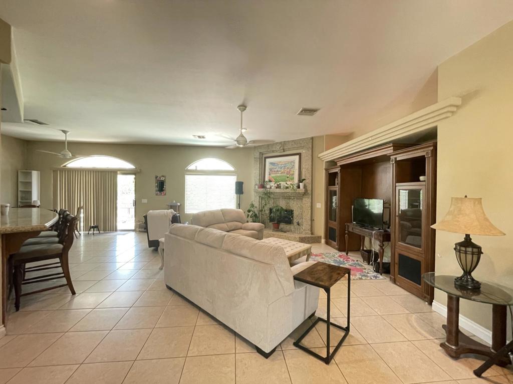 MLS #219142948DA image #2