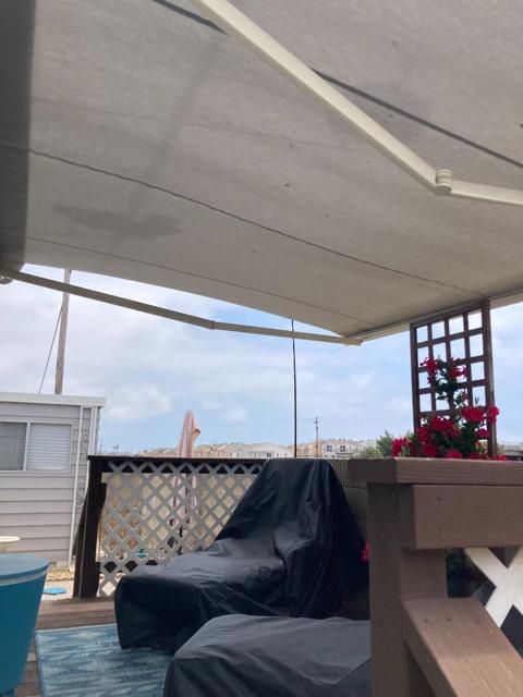 7217 San Luis Street, Carlsbad CA: https://media.crmls.org/mediaz/3fae8256-9461-487f-8723-c076cf55c360.jpg