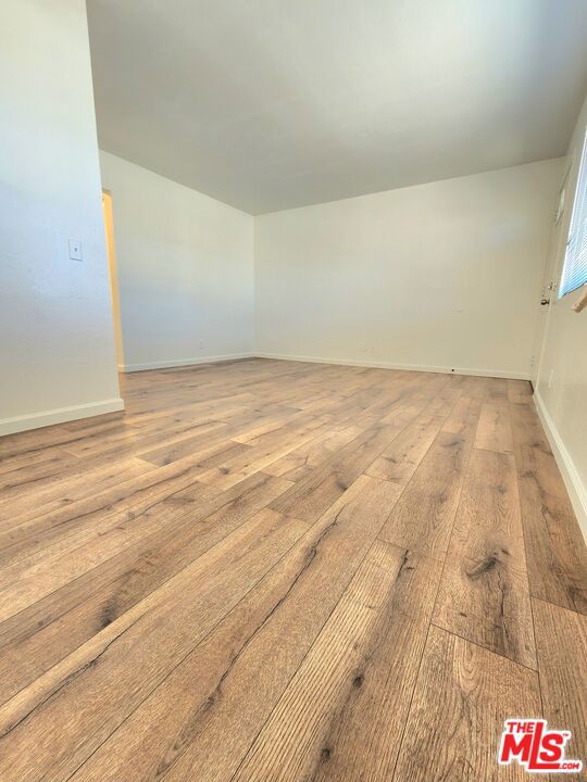 165 N Hamilton Avenue, Hemet CA: https://media.crmls.org/mediaz/3faf39ec-45c8-49b1-9f37-218b3e946617.jpg