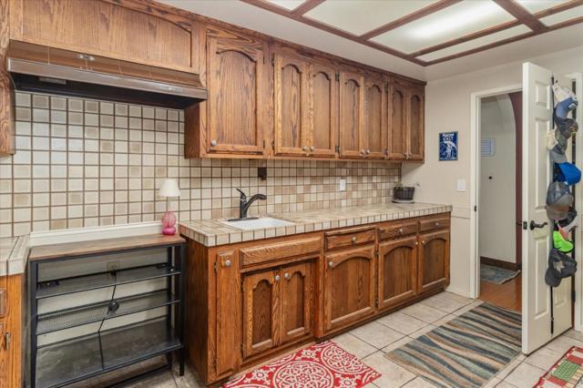 10207 Pool Station Road, Angels Camp CA: https://media.crmls.org/mediaz/3faf70a2-0161-4c91-bd74-976679e290e4.jpg