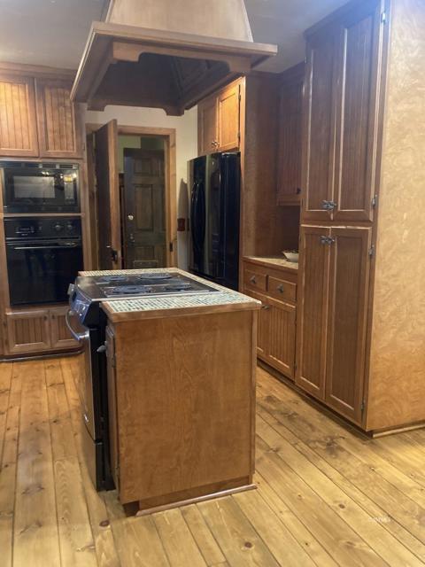 25500 Foster Lake Road, Idyllwild CA: https://media.crmls.org/mediaz/3fafb4ca-cb1e-4cd0-8e3b-0fdb30cf6c3c.jpg