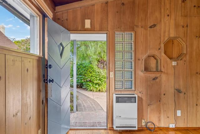 0 W Franklin Street, Monterey CA: https://media.crmls.org/mediaz/3fb05b5f-7f89-491d-88f8-f1751252a568.jpg