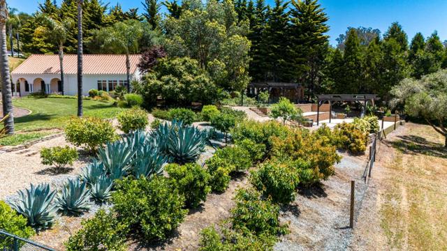235 Vista Del Pajaro Road, Corralitos CA: https://media.crmls.org/mediaz/3fb0c819-3040-435c-bdfe-9bbb4c82373b.jpg