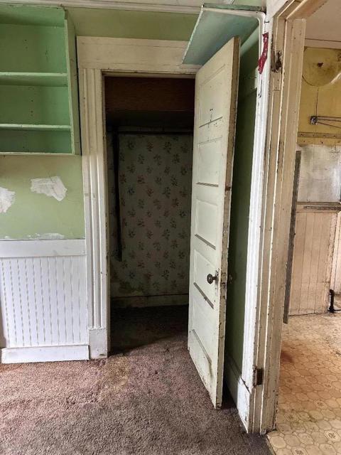 417 E Saint James Street, San Jose CA: https://media.crmls.org/mediaz/3fb18f84-b9b5-4c95-800d-8f1b1c4abb57.jpg