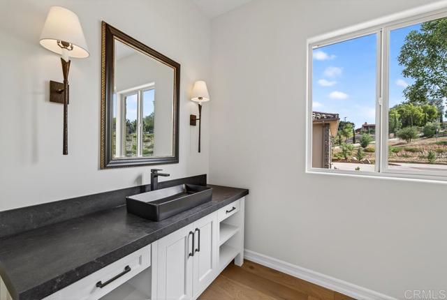 3066 Via Montevina, Fallbrook CA: https://media.crmls.org/mediaz/3fb2aad0-e989-421b-8911-8e6b7199eac3.jpg