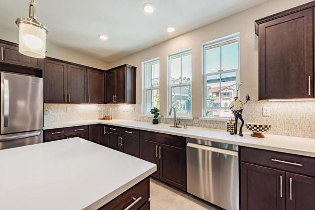 25899 Dollar Street, Hayward CA: https://media.crmls.org/mediaz/3fb5aa7c-6ff6-4ddd-8612-7a1378e33828.jpg