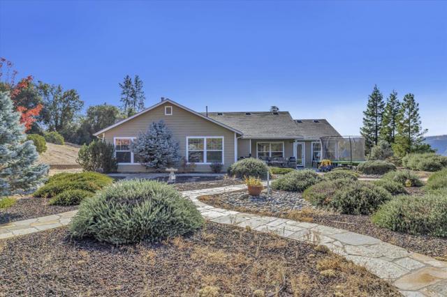 46347 Opah Drive, Ahwahnee CA: https://media.crmls.org/mediaz/3fb60816-554d-4986-9ee6-5180c4382af8.jpg