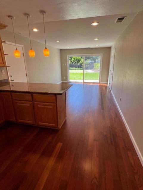 869 Loma Verde Avenue, Palo Alto CA: https://media.crmls.org/mediaz/3fb6a76a-f170-4d29-ac54-c58b6d07dec3.jpg