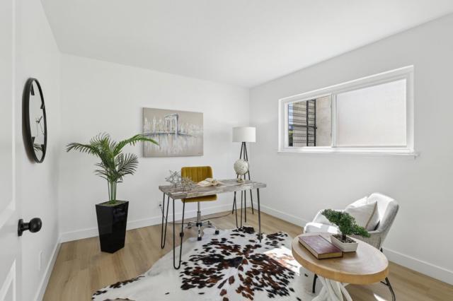 613 Pilgrim Drive, Foster City CA: https://media.crmls.org/mediaz/3fb6dae0-702b-4acd-a0fd-742aa19c5414.jpg