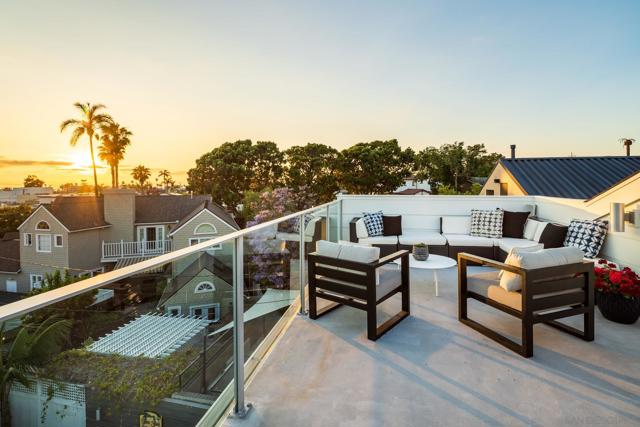 7570 Cabrillo Ave, La Jolla CA: https://media.crmls.org/mediaz/3fb70d38-6a5e-4f95-ac4f-e72390dee342.jpg