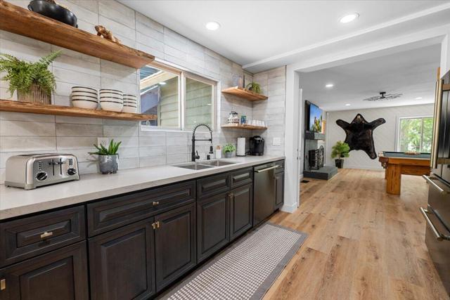 641 Highland Road, Big Bear CA: https://media.crmls.org/mediaz/3fb78e42-61fe-47be-a344-fc244cedc648.jpg