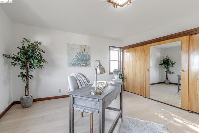 1518 MADERA CT, El Cerrito CA: https://media.crmls.org/mediaz/3fb7c8d7-125a-4bfb-b579-defce0555714.jpg