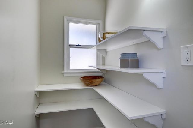 Detail Gallery Image 20 of 37 For 1255 Oak Circle Dr, Glendale,  CA 91208 - 3 Beds | 2 Baths