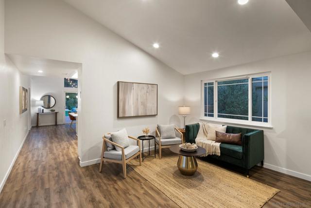 1736 Hill Top Lane, Encinitas CA: https://media.crmls.org/mediaz/3fb82841-646c-47aa-b492-823c3746a050.jpg