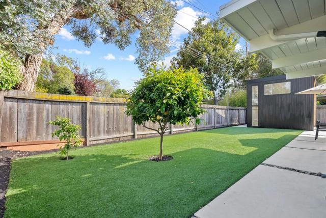 986 Loma Verde Avenue, Palo Alto CA: https://media.crmls.org/mediaz/3fb921e1-7c73-461d-ad29-6d6f2e1871ae.jpg