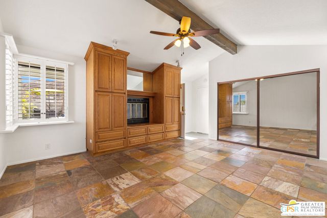 Image 24 of 47 For 71751 Magnesia Falls Drive