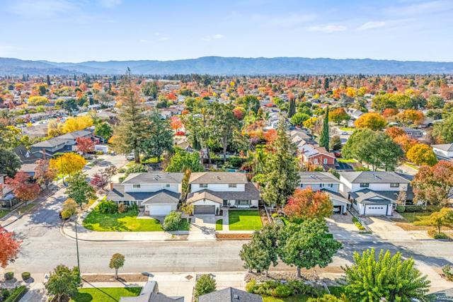 1688 Grizilo Drive, San Jose CA: https://media.crmls.org/mediaz/3fb9413f-d6f6-4c0d-b2f4-cf85b91cb841.jpg