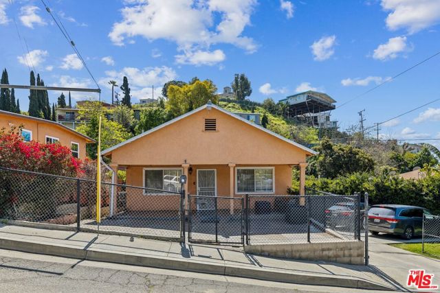 3256 Story Street, Los Angeles, California 90063, 2 Bedrooms Bedrooms, ,2 BathroomsBathrooms,Single Family Residence,For Sale,Story,24406183
