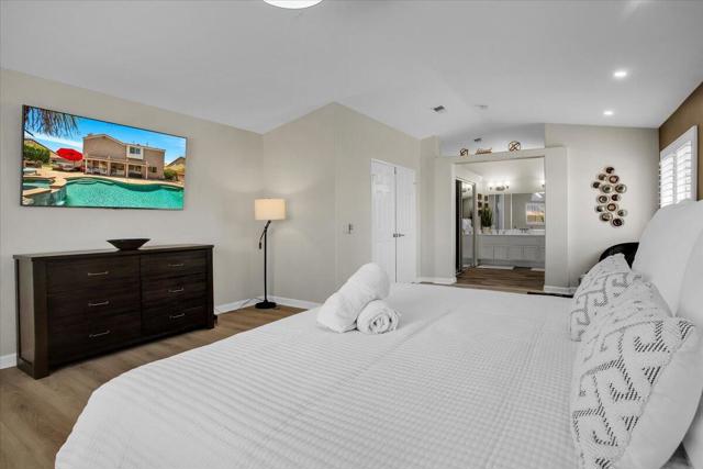 79320 Desert Wind Court, La Quinta CA: https://media.crmls.org/mediaz/3fba29ec-cb71-4123-9ed9-9be97c66d8a6.jpg