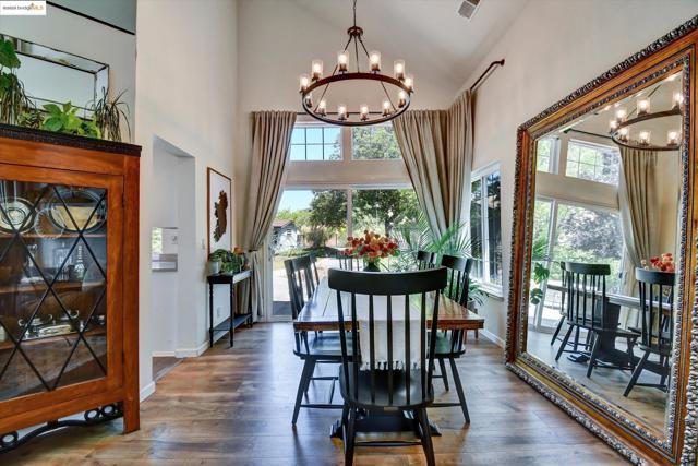 2944 Von Doolen Court, Pinole CA: https://media.crmls.org/mediaz/3fba9005-c40b-41d9-b83c-5d0eaf6a4b80.jpg