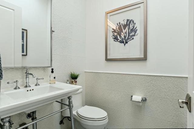 Detail Gallery Image 40 of 46 For 4230 Orchard Ave, San Diego,  CA 92107 - 4 Beds | 4/1 Baths