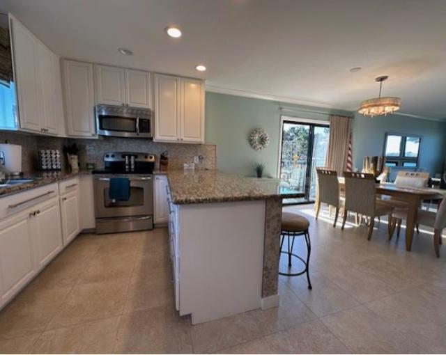 1 La Playa Street, Monterey CA: https://media.crmls.org/mediaz/3fbc1a32-e8db-4aae-9450-4a896a424513.jpg