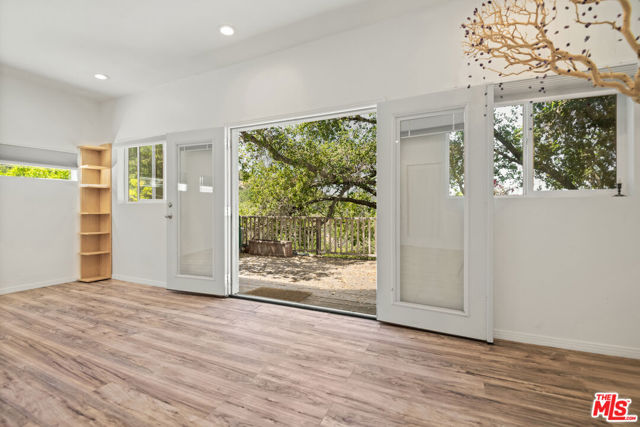 1212 Fernwood Pacific Drive, Topanga CA: https://media.crmls.org/mediaz/3fbc316b-6c15-4a52-9ab1-18fa5935391e.jpg
