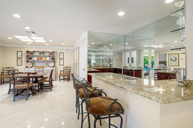 4 Dartmouth Drive, Rancho Mirage CA: https://media.crmls.org/mediaz/3fbd1263-d531-472c-9da2-f90f5a0de431.jpg