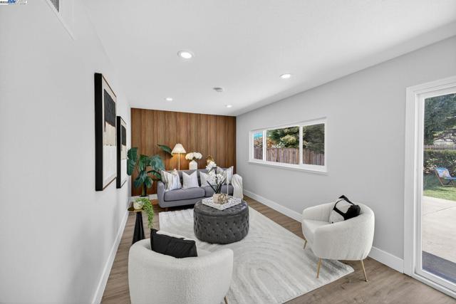 4403 Burke Way, Fremont CA: https://media.crmls.org/mediaz/3fbd31c4-22eb-4b96-8703-0afabbd313c3.jpg