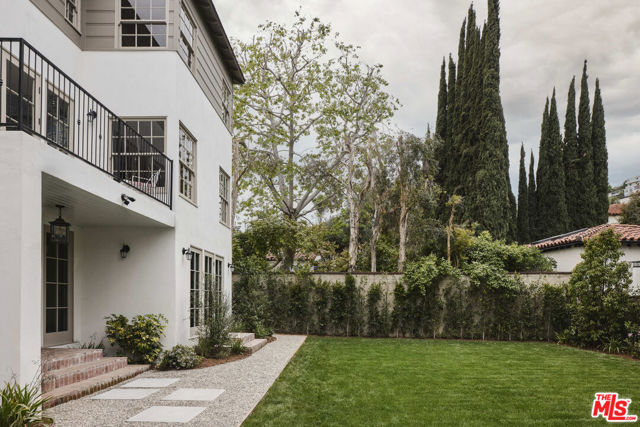 3372 Ley Drive, Los Angeles CA: https://media.crmls.org/mediaz/3fbd9022-c236-4f7f-bc99-724f27906b6b.jpg