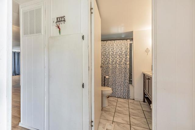 500 W 10 Street, Gilroy CA: https://media.crmls.org/mediaz/3fbdb88d-a559-4bab-8ea2-69de454dcf7a.jpg