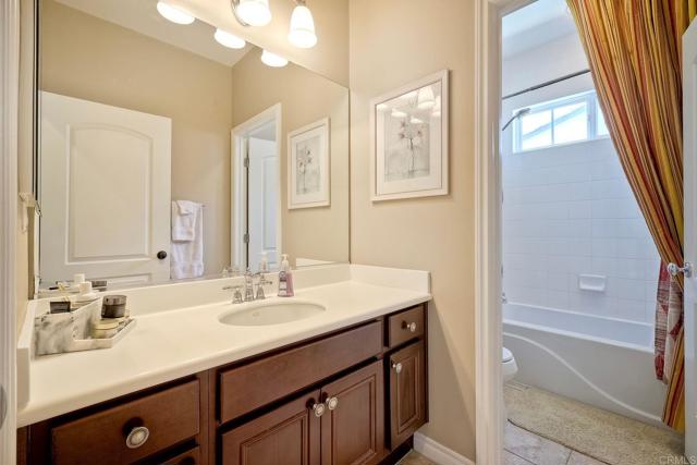 Detail Gallery Image 42 of 75 For 5006 Medalist Ct, Oceanside,  CA 92057 - 4 Beds | 3/1 Baths