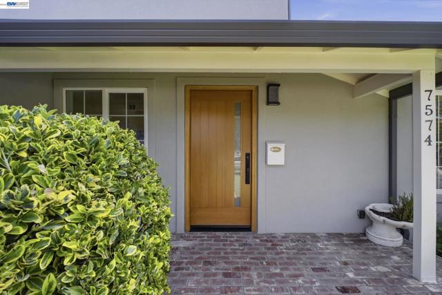 Image 2 of 39 For 7574 Birkdale Dr