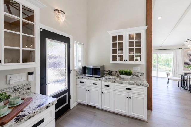520 Sand Hill Road, Scotts Valley CA: https://media.crmls.org/mediaz/3fbecf13-3569-4580-a39a-6f27deea9f93.jpg